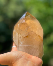 Load image into Gallery viewer, Citrine Point