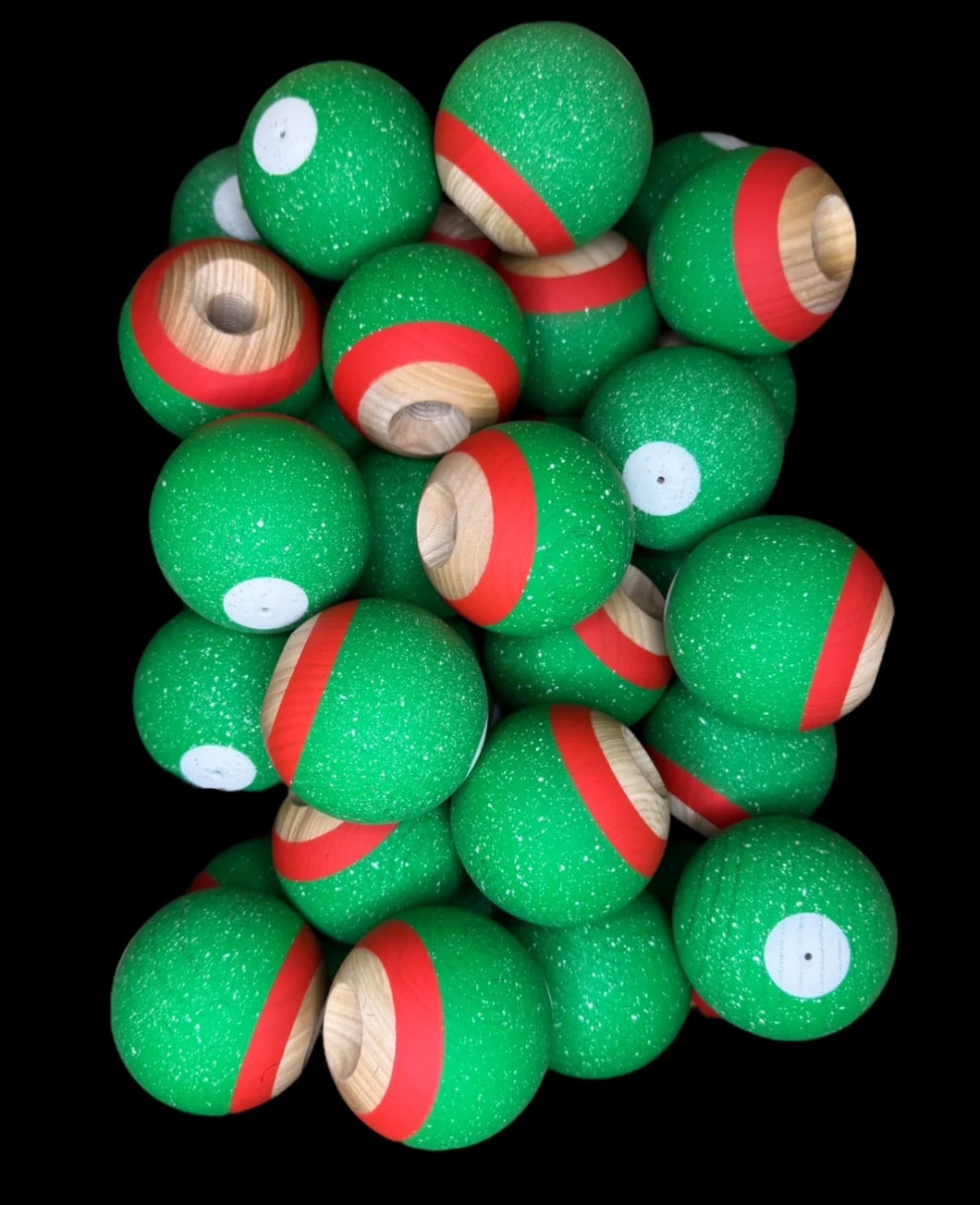 REVO TAMA: ‘XMAS’ Ash Tama